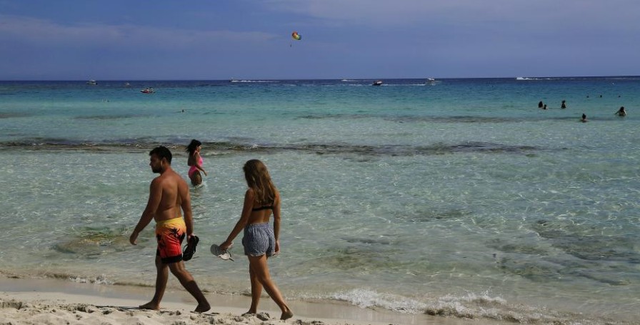 Σε συνθήκες καύσωνα η Κύπρος: Στο «κόκκινο» η θερμοκρασία το Σαββατοκύριακο - Κίτρινη προειδοποίηση